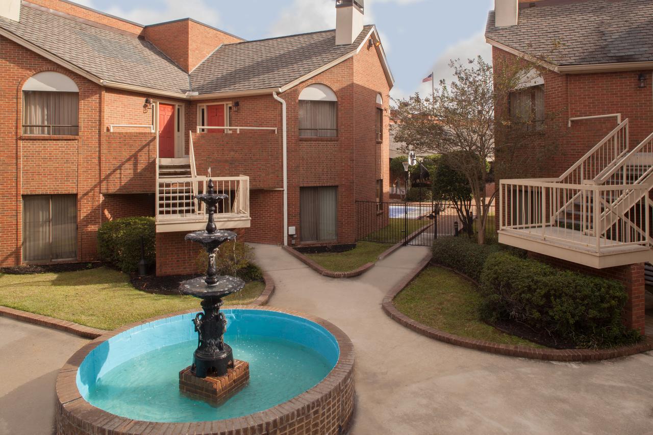 Cloverleaf Suites Baton Rouge Exterior photo