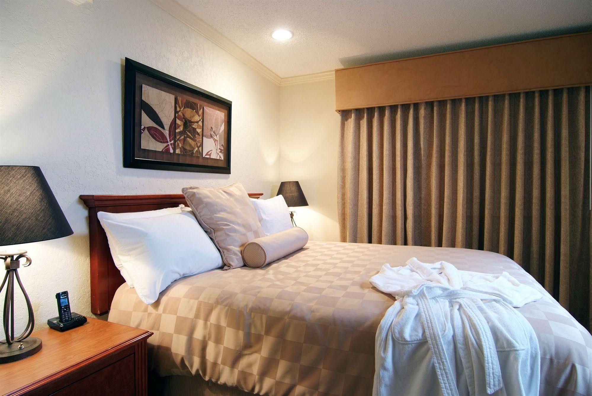 Cloverleaf Suites Baton Rouge Exterior photo