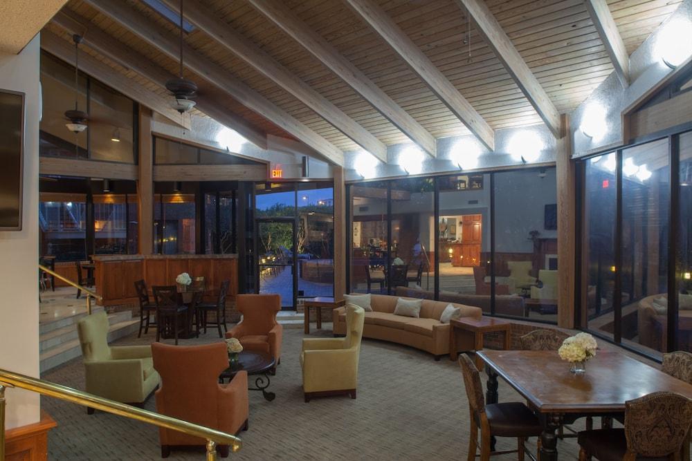 Cloverleaf Suites Baton Rouge Exterior photo